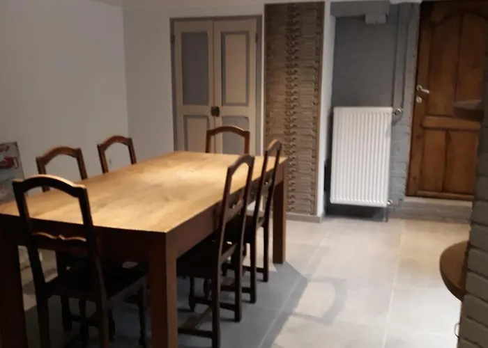 Le Sanglier בית נופש